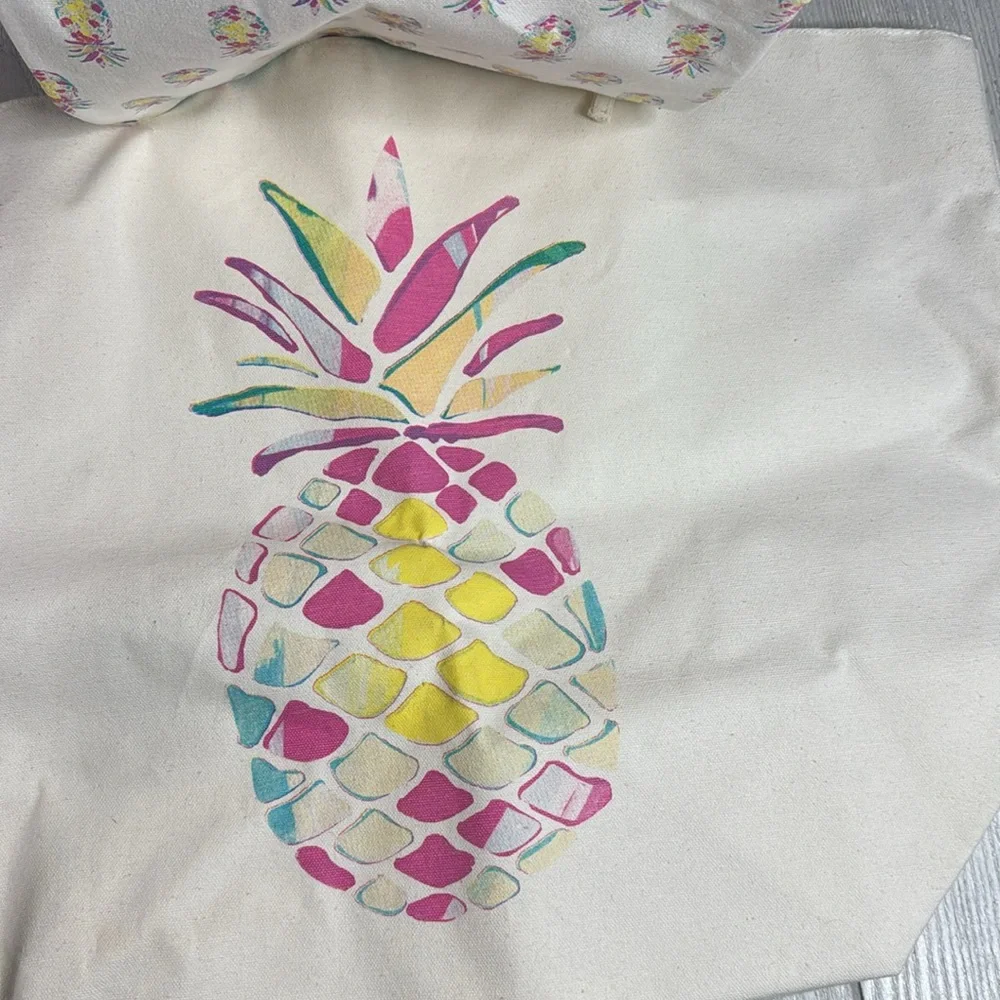 New X Large tote with zipper pouch , pineapple,
